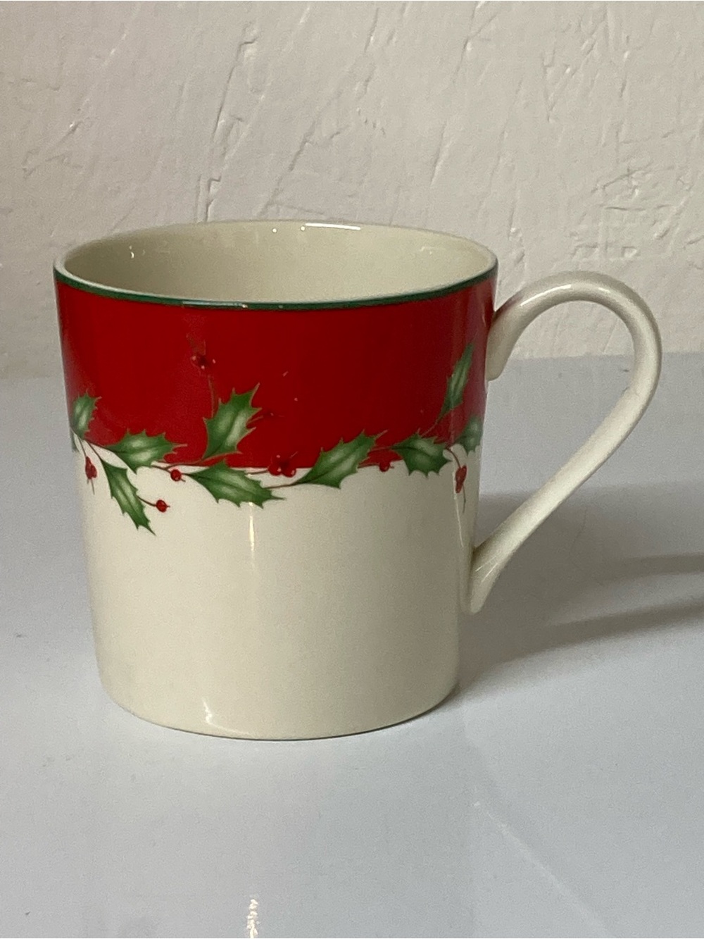 Lenox Holiday Dimension Collection Red and Cream Holly Band Mug